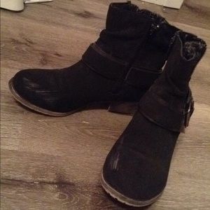 Black ankle boots